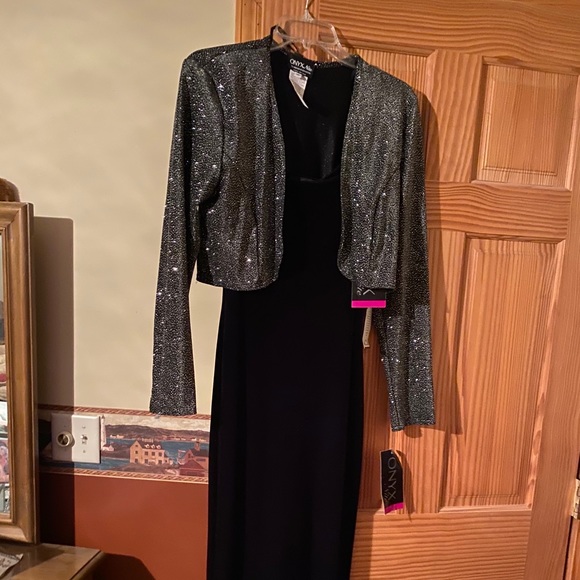 ONXY dress. This is a beautiful jacket . - Picture 2 of 2